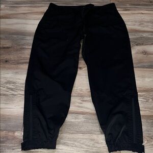 Women's Athleta Black Radiant Joggers size 10